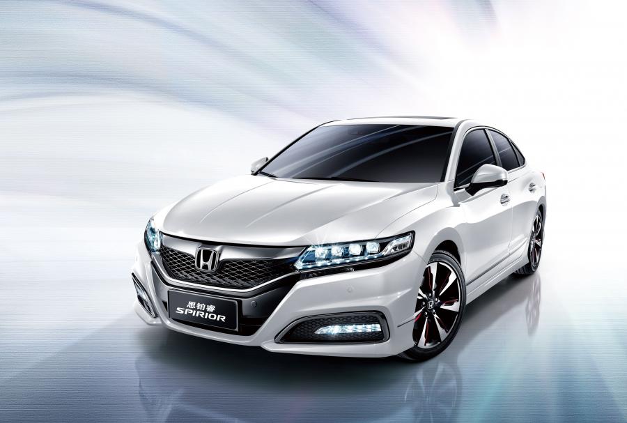  Honda Spirior Si 2014 года  (фото 3 из 5)